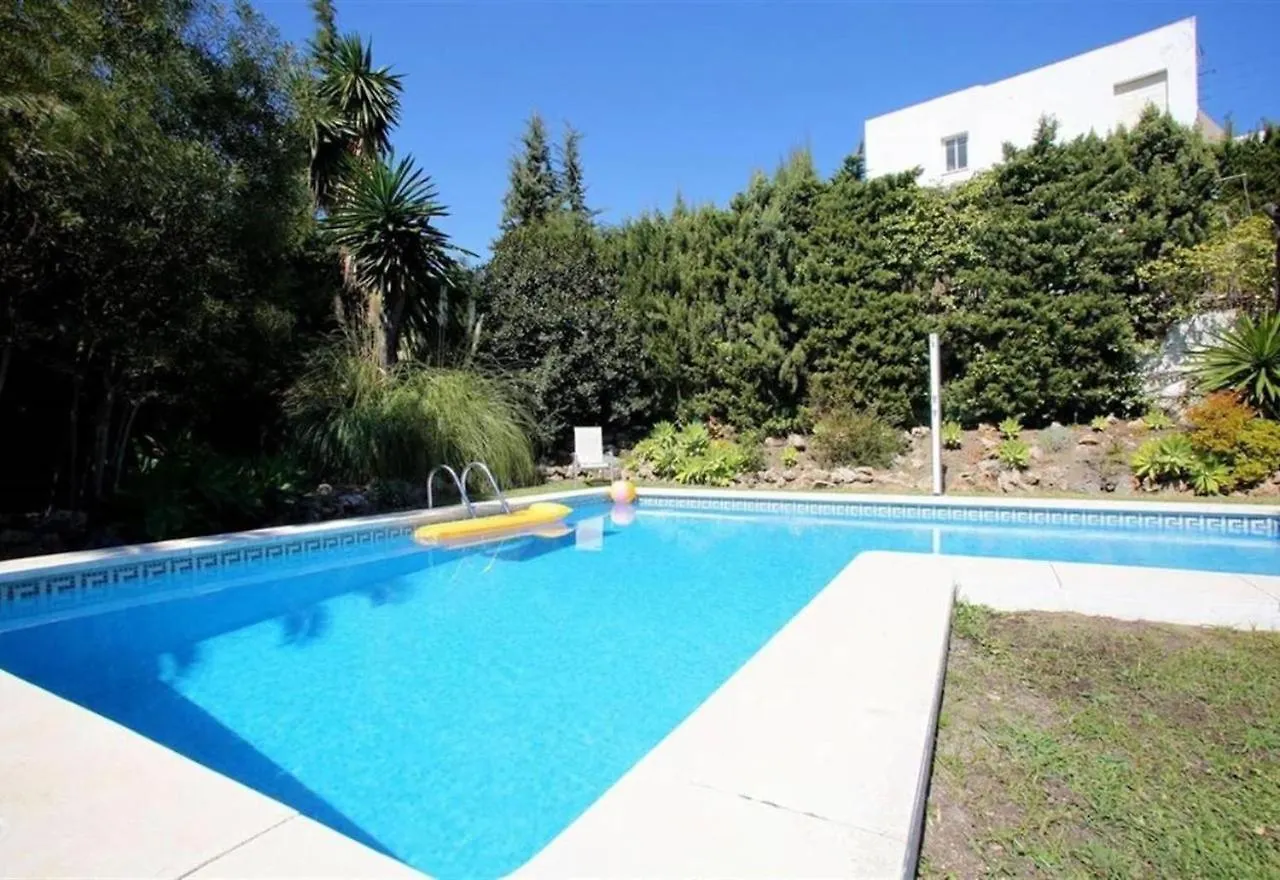 Beautiful Villa Close To Puerto Banus Marbella